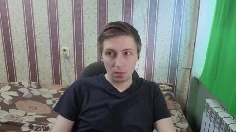 darienlarge online show from April 18, 11:58 am