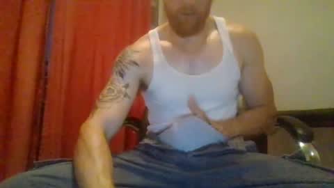 Snapshot of dariensur chatting on December 14, 11:34 pm Darien online show from December 14, 11:34 pm