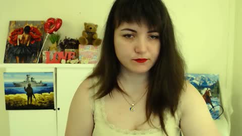 Snapshot of darina_m_ chatting on February 25, 6:56 am Darina online show from February 25, 6:56 am