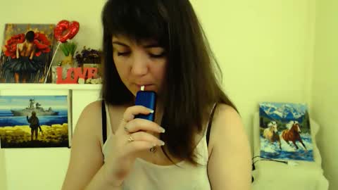 Snapshot of darina_m_ chatting on March 3, 5:46 am Darina online show from March 3, 5:46 am