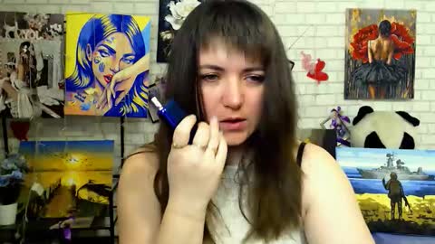 Snapshot of darina_m_ chatting on March 17, 5:44 am Darina online show from March 17, 5:44 am