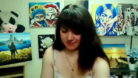 Snapshot of darina_m_ chatting on May 12, 4:42 am Darina online show from May 12, 4:42 am