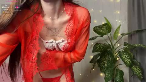 Snapshot of darina_night chatting on November 21, 7:12 pm Darina Night online show from November 21, 7:12 pm