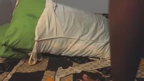 berry online show from February 12, 3:01 am