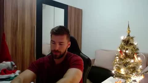 Snapshot of darius_94 chatting on December 5, 5:27 am darius_94 online show from December 5, 5:27 am