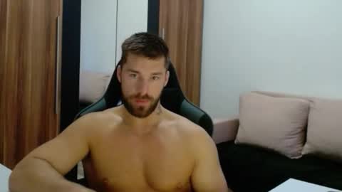 darius_94 online show from February 13, 6:09 am