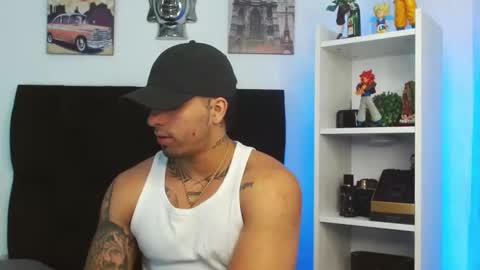 Darius Phoenix  online show from January 12, 12:18 am