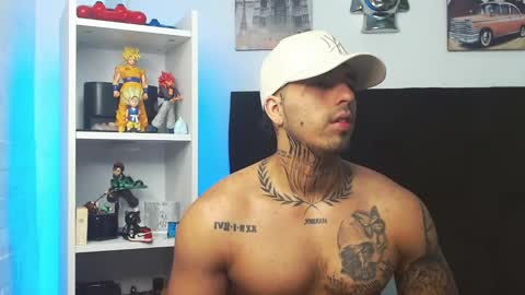 Darius Phoenix  online show from March 11, 6:10 am