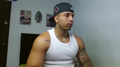 Darius Phoenix  online show from October 8, 9:34 pm