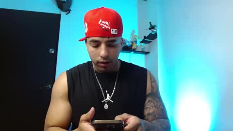 Snapshot of darius_phoenix chatting on February 23, 7:00 pm Darius Phoenix online show from February 23, 7:00 pm