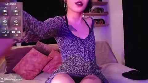 Dark online show from June 4, 8:59 pm