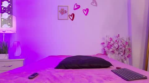 Snapshot of dark_angell77 chatting on March 7, 11:07 am dark_angell77 online show from March 7, 11:07 am
