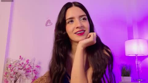 Snapshot of dark_angell77 chatting on March 27, 11:32 am dark_angell77 online show from March 27, 11:32 am