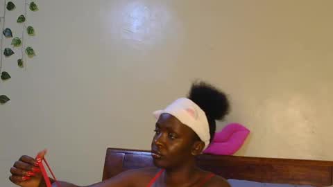 dark_candy3 online show from June 13, 4:49 pm