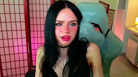 Diva online show from April 24, 10:12 pm