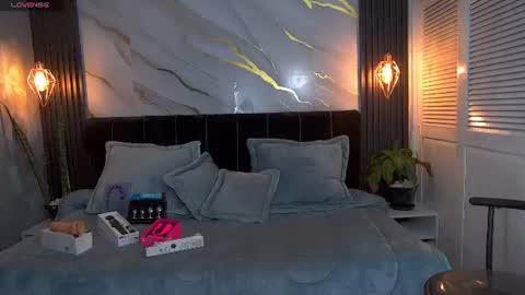dark_dominika online show from June 13, 7:56 pm