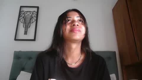 Sofia online show from October 8, 7:11 pm