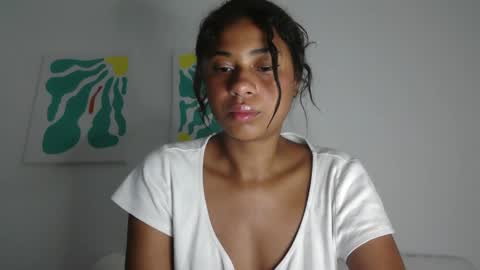 Sofia online show from March 22, 4:05 am