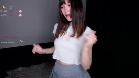 Ester online show from October 17, 4:20 pm