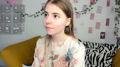 Snapshot of dark_ester chatting on June 12, 10:14 am Ester online show from June 12, 10:14 am