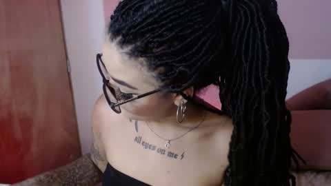 Snapshot of dark_flama chatting on March 9, 11:31 pm dark_flama online show from March 9, 11:31 pm