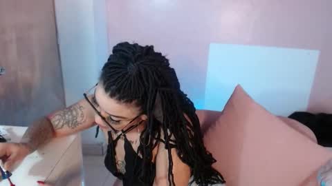 Snapshot of dark_flama chatting on March 14, 12:17 am dark_flama online show from March 14, 12:17 am