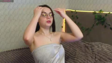 Snapshot of dark_honey_ chatting on March 27, 2:28 pm Nova online show from March 27, 2:28 pm