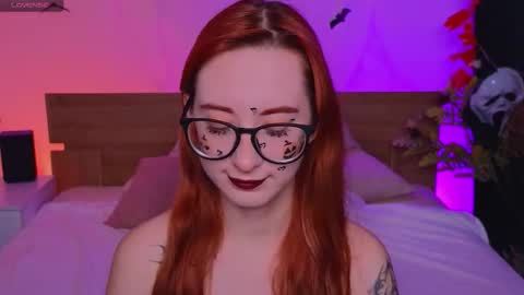 Lola online show from October 19, 11:27 pm