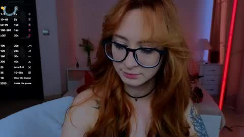 Lola online show from June 1, 2:02 am