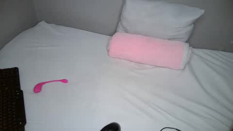 dark_lovly online show from October 28, 5:00 am