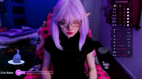 Snapshot of dark_lucious chatting on September 21, 4:52 pm Lucious Foijieh online show from September 21, 4:52 pm