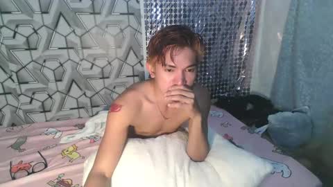 Snapshot of dark_lustxox chatting on March 18, 4:21 pm dark_lustxox online show from March 18, 4:21 pm
