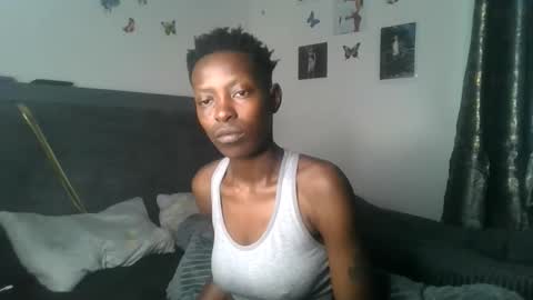 dark_mellanin online show from June 4, 10:21 am