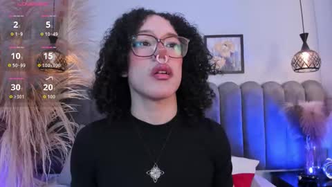 Snapshot of dark_nina_ chatting on November 4, 3:16 am Nina online show from November 4, 3:16 am