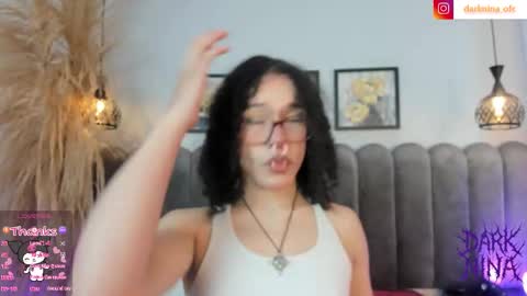 Snapshot of dark_nina_ chatting on November 17, 3:34 am Nina online show from November 17, 3:34 am