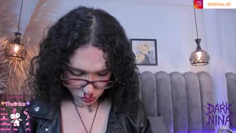 Snapshot of dark_nina_ chatting on November 27, 3:08 am Nina online show from November 27, 3:08 am