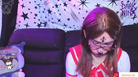 dark_nina__ online show from April 24, 4:26 am