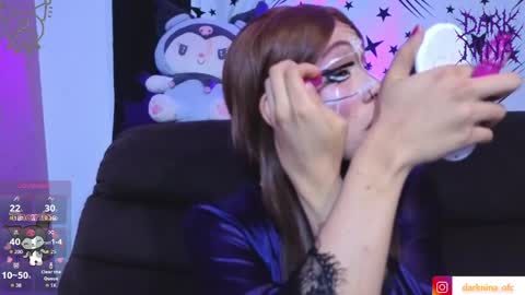 dark_nina__ online show from May 1, 2:38 am