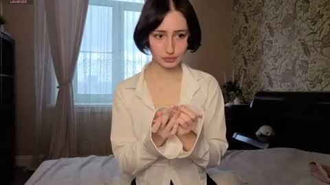 Snapshot of dark_project chatting on June 17, 7:44 am Emily online show from June 17, 7:44 am