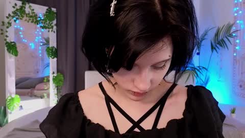 Vamp  online show from January 2, 8:35 pm