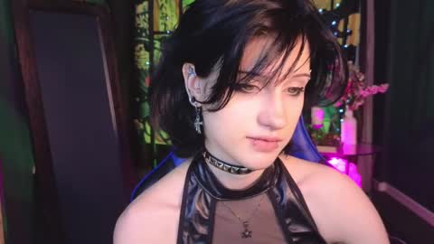 Vamp  online show from February 10, 1:03 am