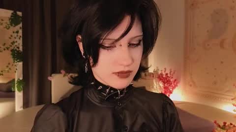 Vamp  online show from February 22, 1:00 am