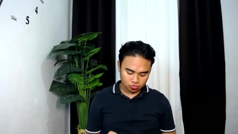 darkash10 online show from January 5, 9:15 am