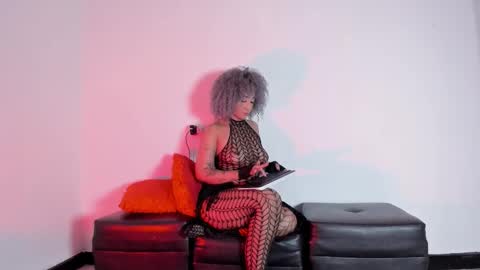 Snapshot of darkchannel chatting on November 27, 6:37 am darkchannel online show from November 27, 6:37 am