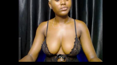 sexygal online show from November 23, 11:59 pm