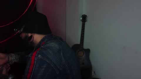 Snapshot of darkclothes chatting on December 20, 11:00 am darkclothes online show from December 20, 11:00 am