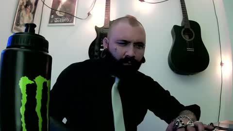 Snapshot of darkclothes chatting on December 23, 7:28 am darkclothes online show from December 23, 7:28 am