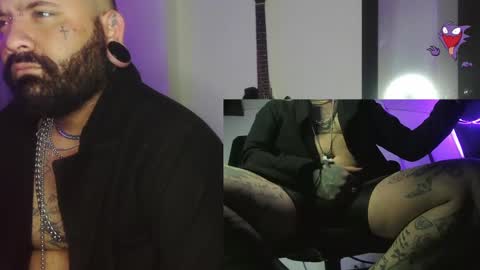 Snapshot of darkclothes chatting on December 31, 4:38 am darkclothes online show from December 31, 4:38 am