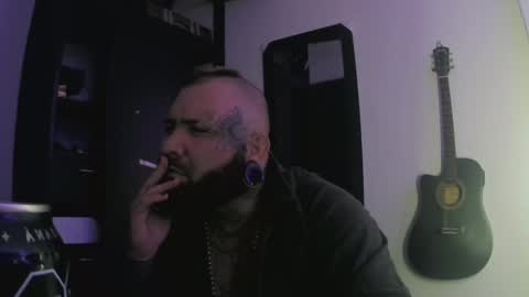 Snapshot of darkclothes chatting on January 7, 1:17 am darkclothes online show from January 7, 1:17 am