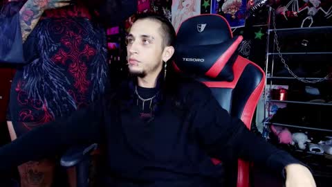 Snapshot of darkcouple_666 chatting on March 12, 11:55 pm online show from March 12, 11:55 pm